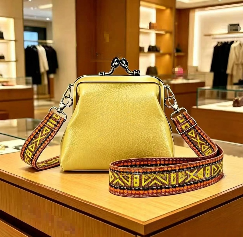 #278 Women's new wide shoulder strap mini clip coin purse crossbody bag